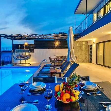 Villa 2 Bedroom In With Private Pool And Jakuzzi